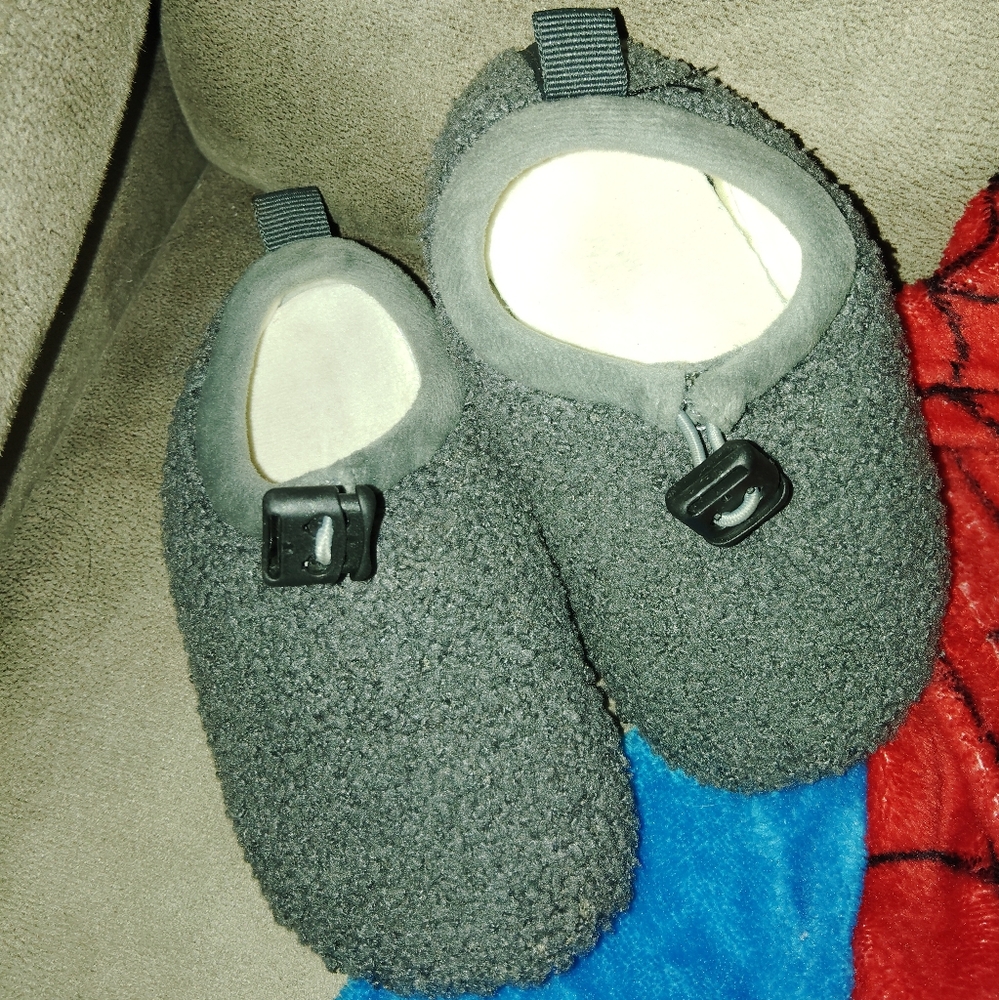 Cozy Gray Fleece Slippers